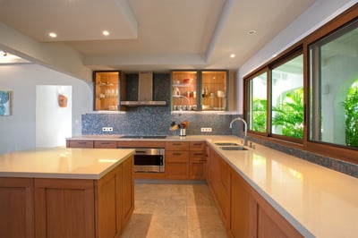 Luxury Villa Photo #22