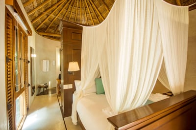 Luxury Villa Photo #18