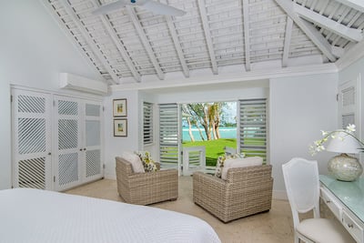 Luxury Villa Photo #20