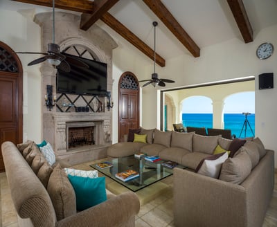 Luxury Villa Photo #24