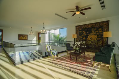 Luxury Villa Photo #50