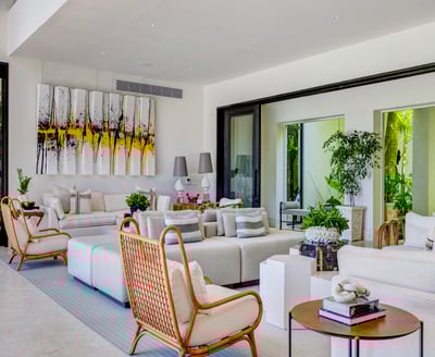 Luxury Villa Photo #28
