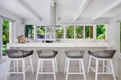 Luxury Villa Photo #15