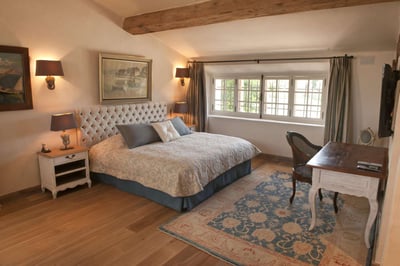 Luxury Villa Photo #22