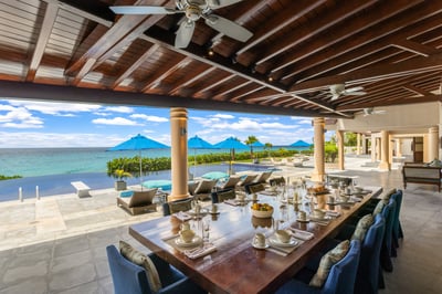 Luxury Villa Photo #14