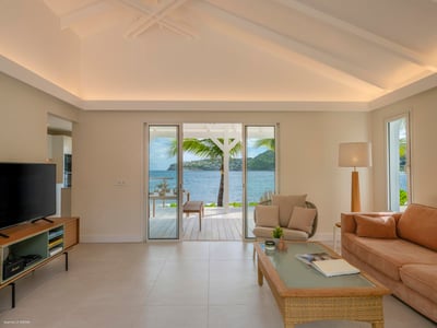 Luxury Villa Photo #25