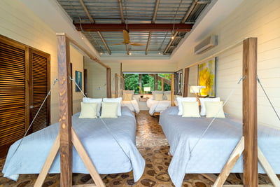 Luxury Villa Photo #45