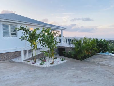 Luxury Villa Photo #7