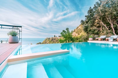 Luxury Villa Photo #2
