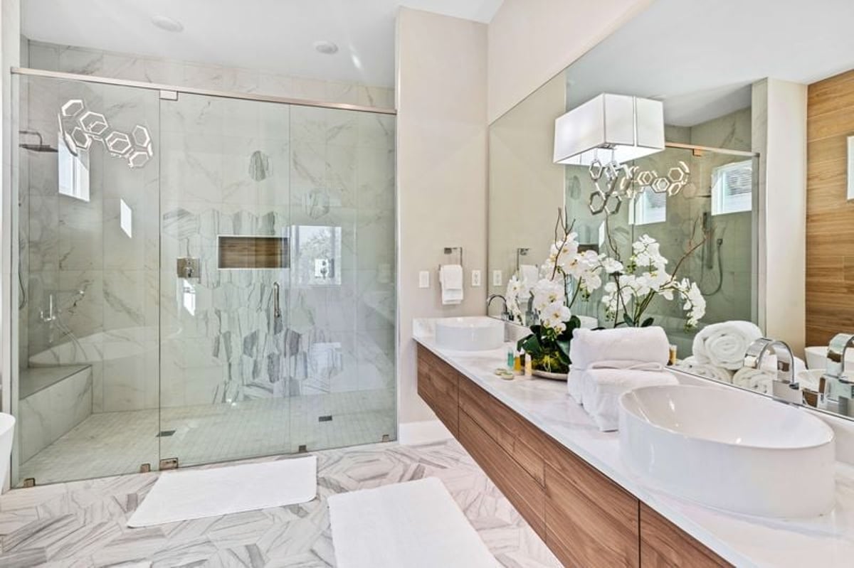 Paradise Palisade Estate