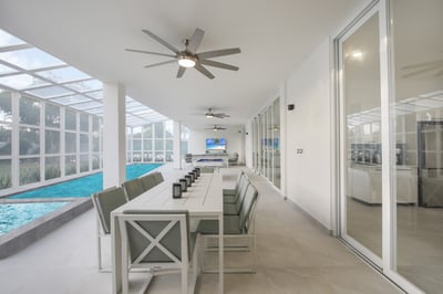 Luxury Villa Photo #12