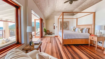 Luxury Villa Photo #34