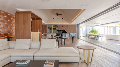 Luxury Villa Photo #13