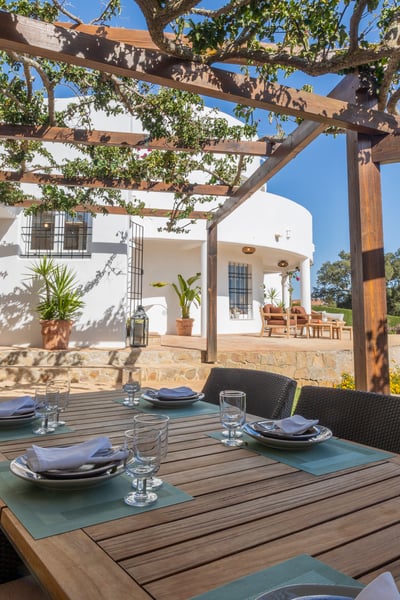 Luxury Villa Photo #12