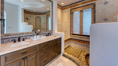 Luxury Villa Photo #36