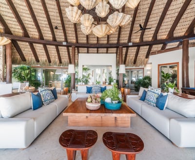 Luxury Villa Photo #6