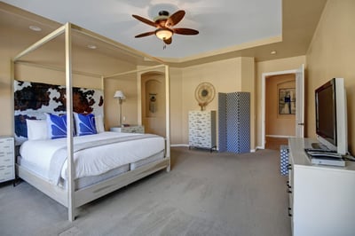 Luxury Villa Photo #15