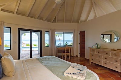 Luxury Villa Photo #26