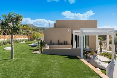 Luxury Villa Photo #12