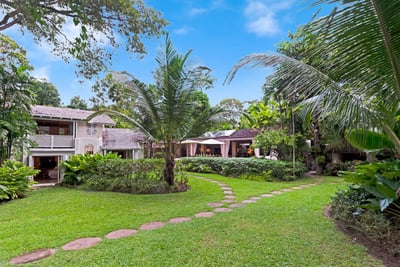 Luxury Villa Photo #28