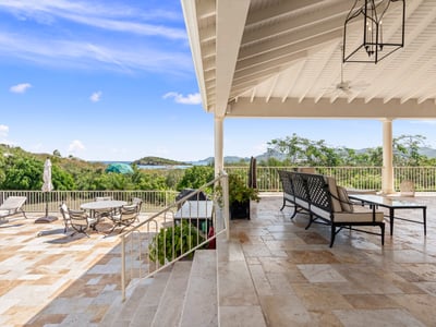 Luxury Villa Photo #8
