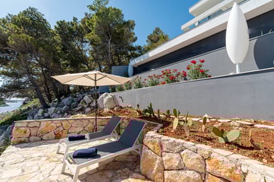Luxury Villa Photo #10
