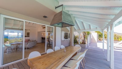 Luxury Villa Photo #14