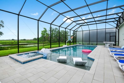 Luxury Villa Photo #35