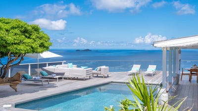 Luxury Villa Photo #6
