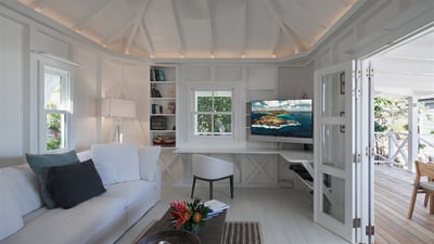 Living Area: Cozy living area opening onto the terrace. Air-conditioning, HD-TV, Dish Network, Apple