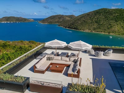 Luxury Villa Photo #7