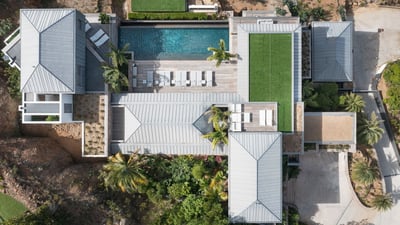 Luxury Villa Photo #5