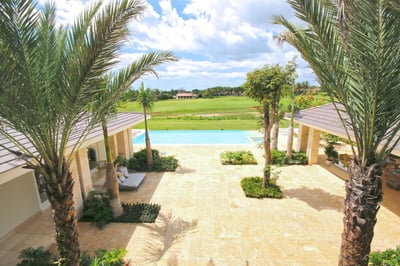 Luxury Villa Photo #4