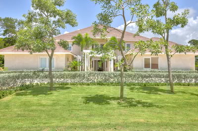 Luxury Villa Photo #38