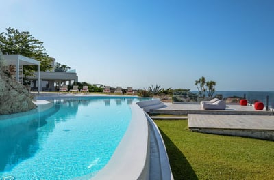 Luxury Villa Photo #2