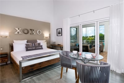 Luxury Villa Photo #12
