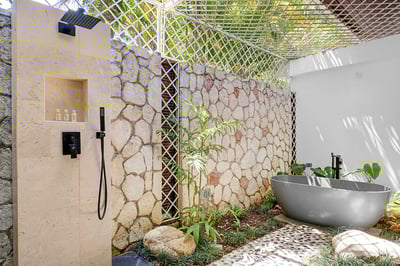 Luxury Villa Photo #27