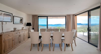 Luxury Villa Photo #12
