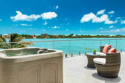 Luxury Villa Photo #12