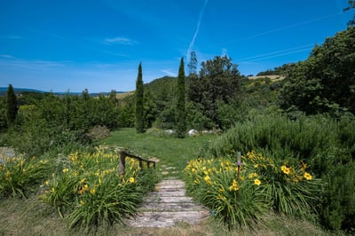 Luxury Villa Photo #17