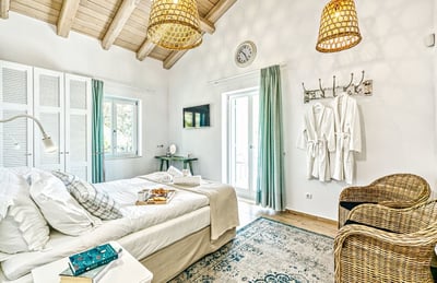 Luxury Villa Photo #24