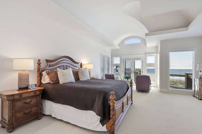 Luxury Villa Photo #31