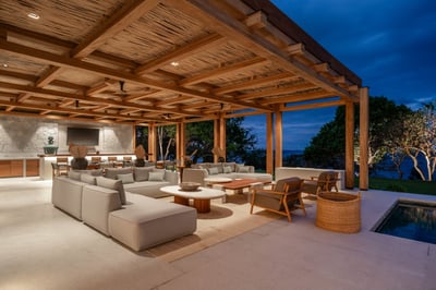 Luxury Villa Photo #21
