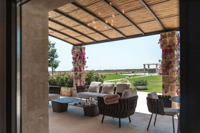 Luxury Villa Photo #17