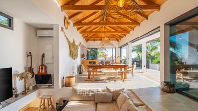 Luxury Villa Photo #32