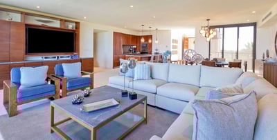 Luxury Villa Photo #6