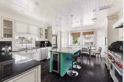 Luxury Villa Photo #14