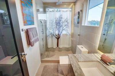 Luxury Villa Photo #67
