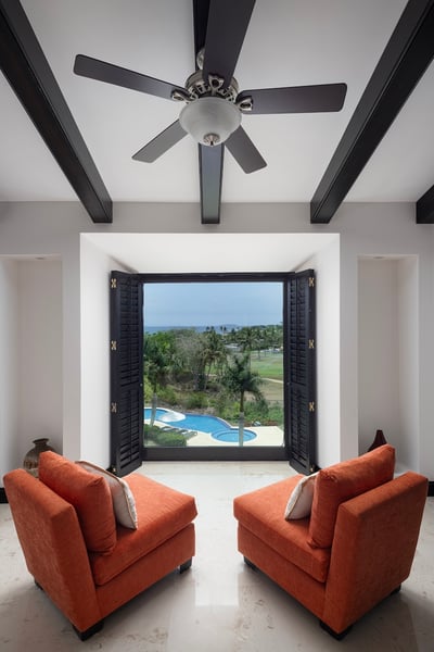 Luxury Villa Photo #12