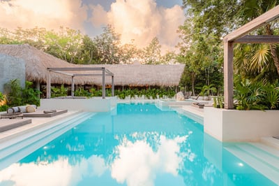 Luxury Villa Photo #2